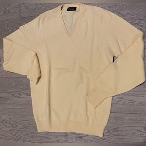 Coxmoore Arthur Shepherd V-Neck Sweater